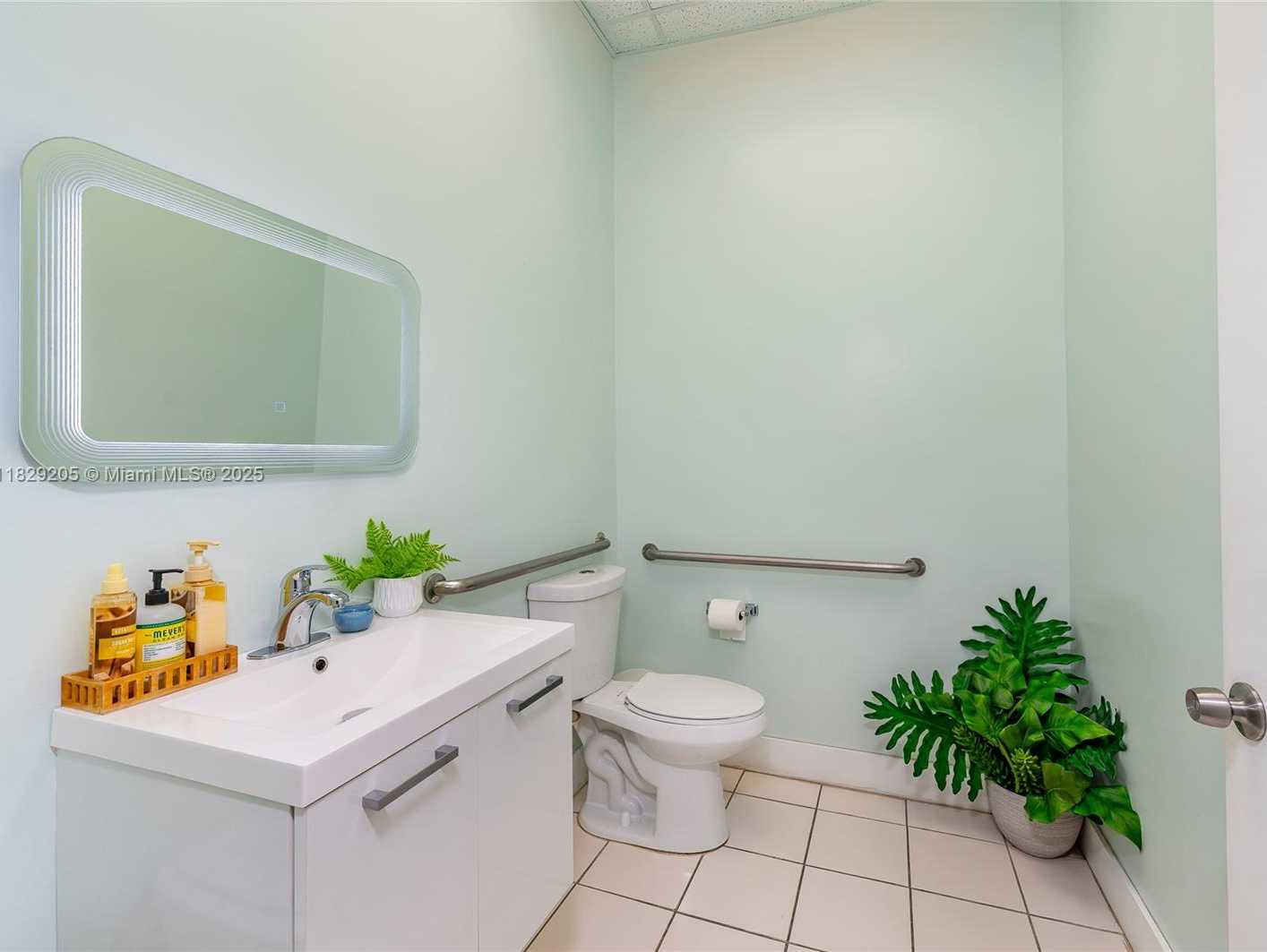 Small Image of Hallandale Beach Number 12