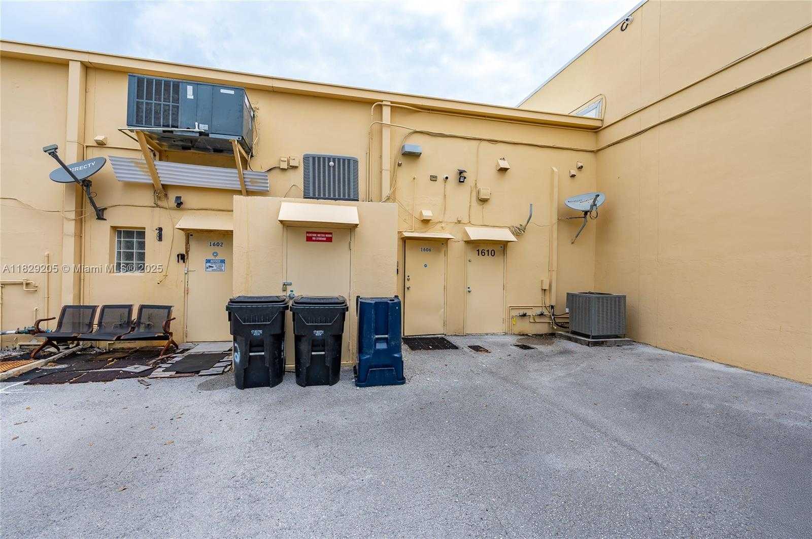 Small Image of Hallandale Beach Number 8