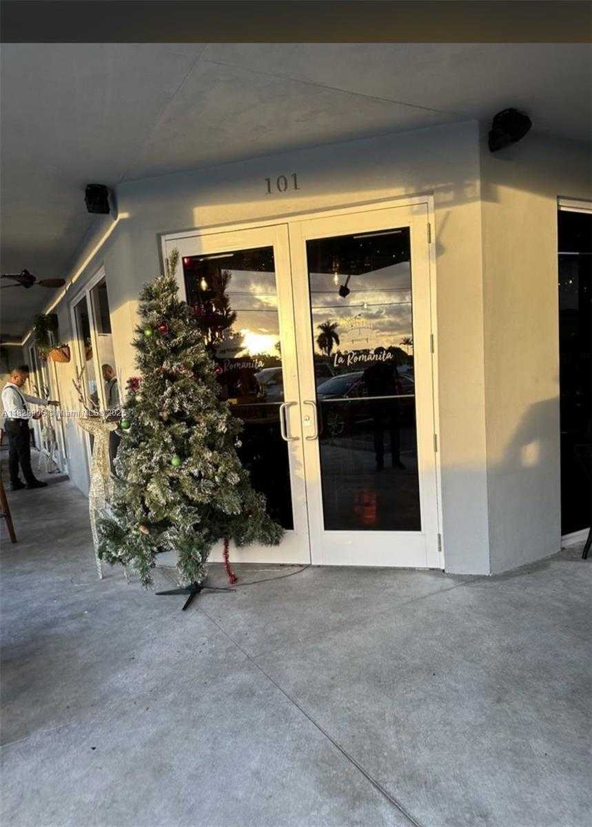 Small Image of 7755 WEST 4TH AVE, Hialeah Number 4