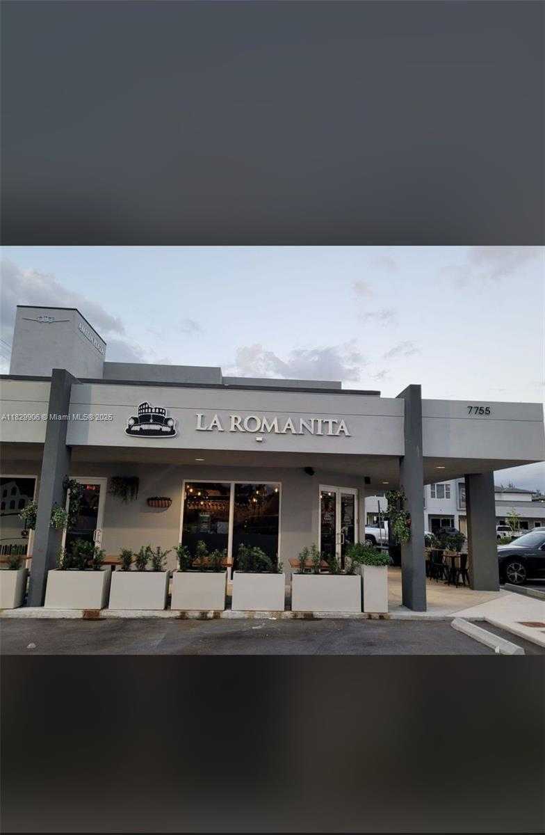 Small Image of 7755 WEST 4TH AVE, Hialeah Number 9
