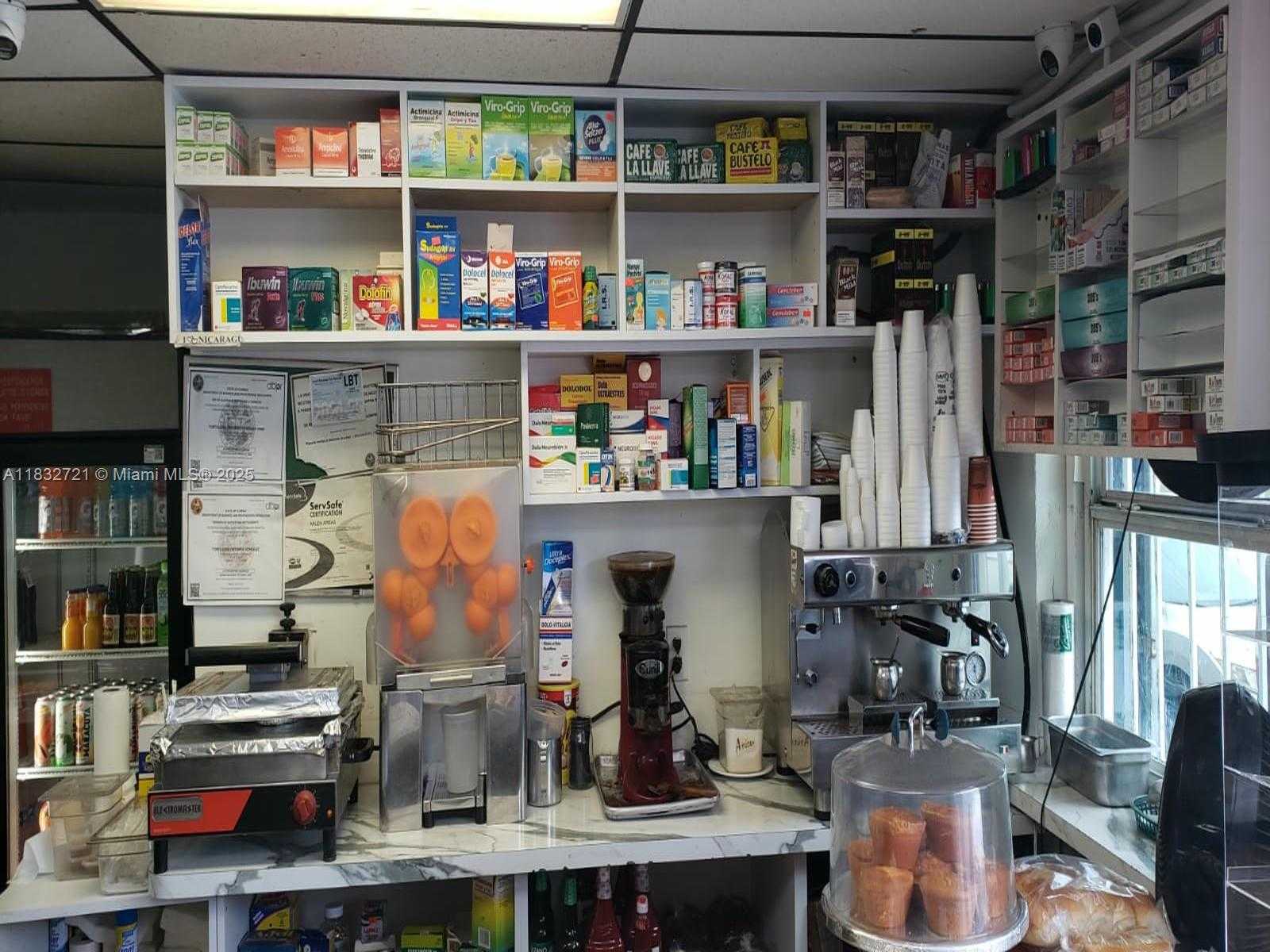 Small Image of 153 W 21ST ST, Hialeah Number 10