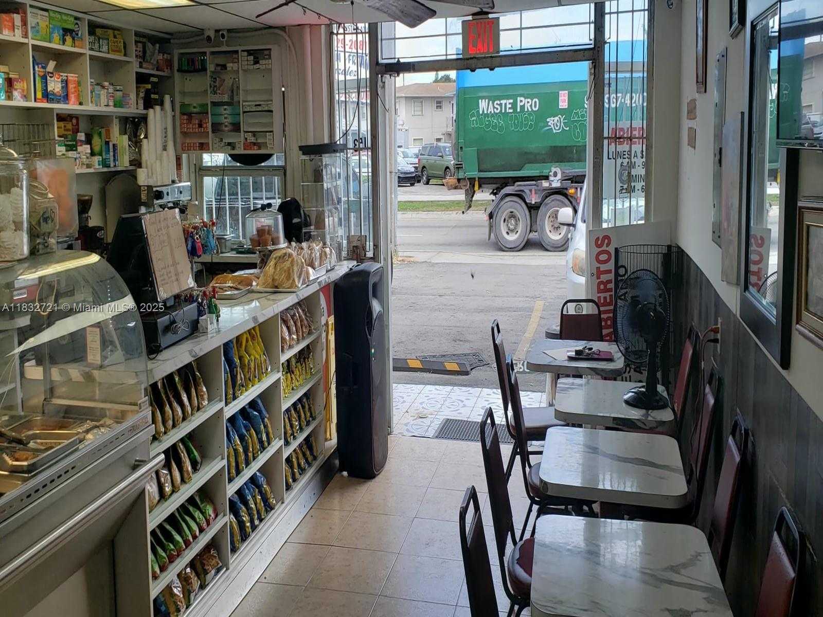 Small Image of 153 W 21ST ST, Hialeah Number 14