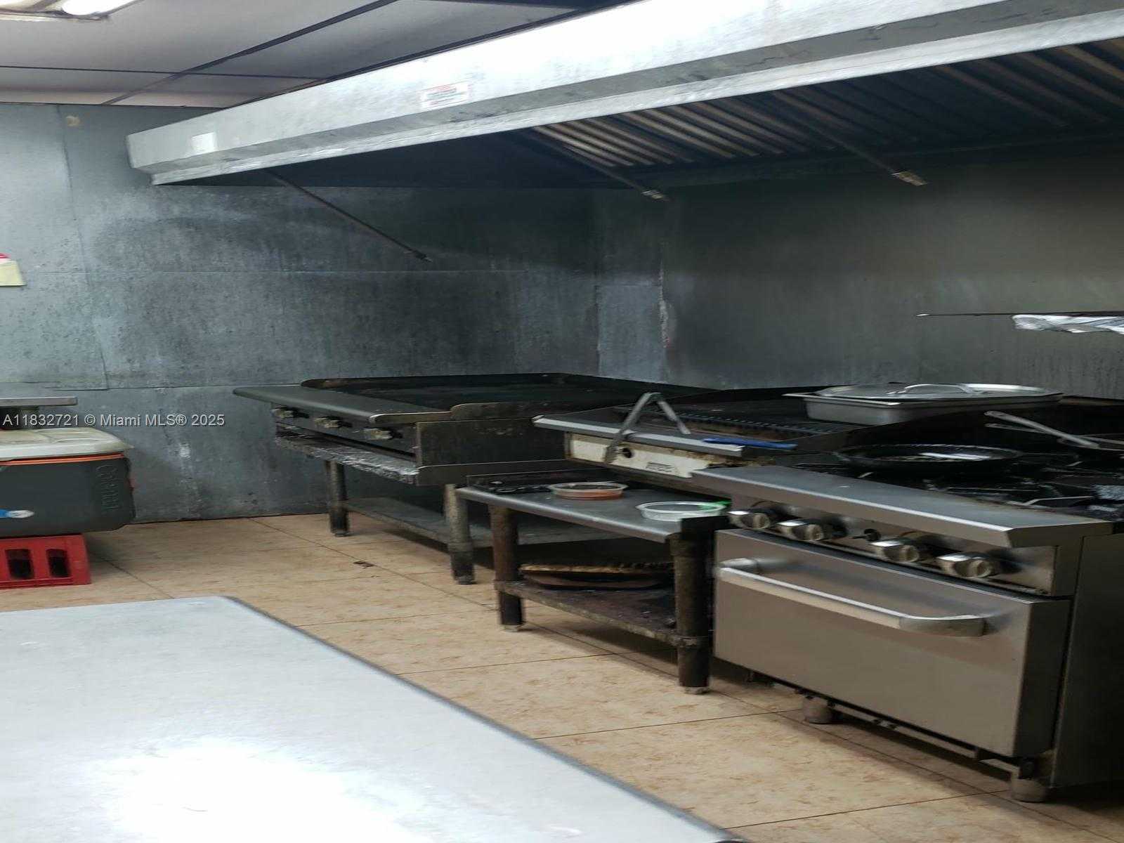 Small Image of 153 W 21ST ST, Hialeah Number 17