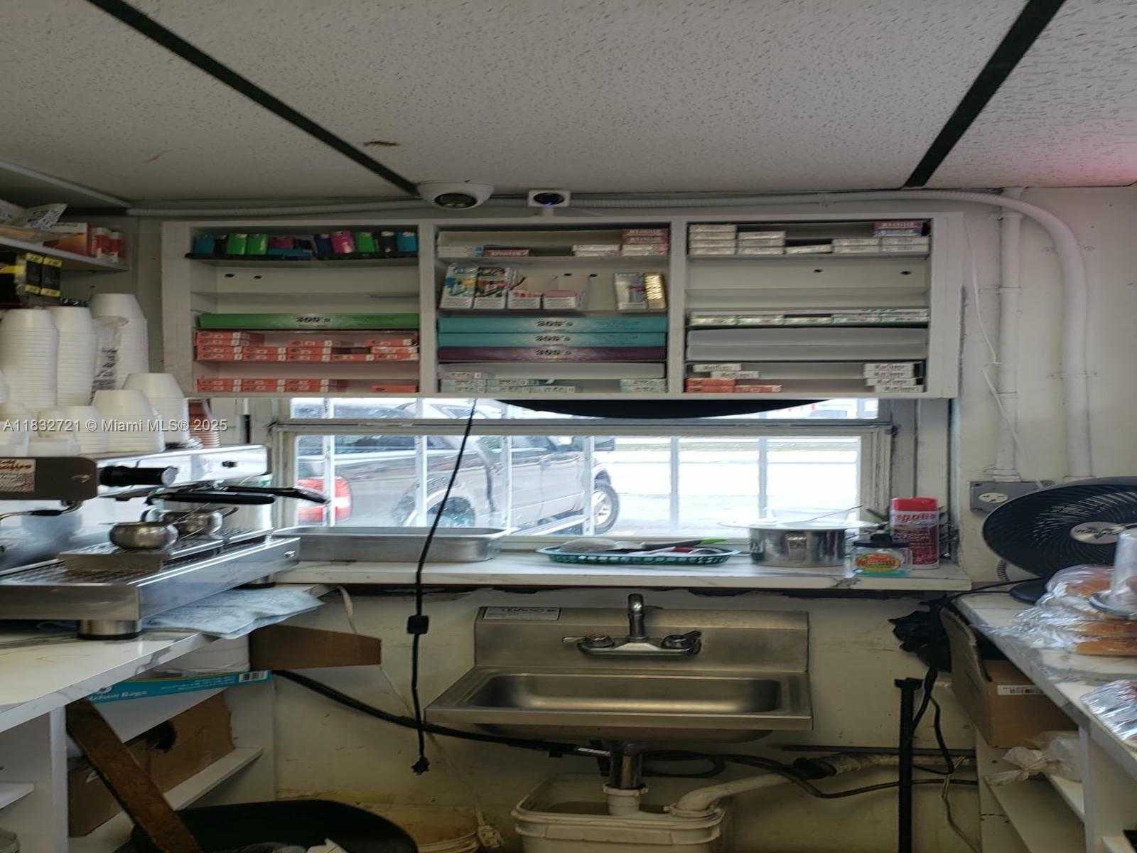 Small Image of 153 W 21ST ST, Hialeah Number 39