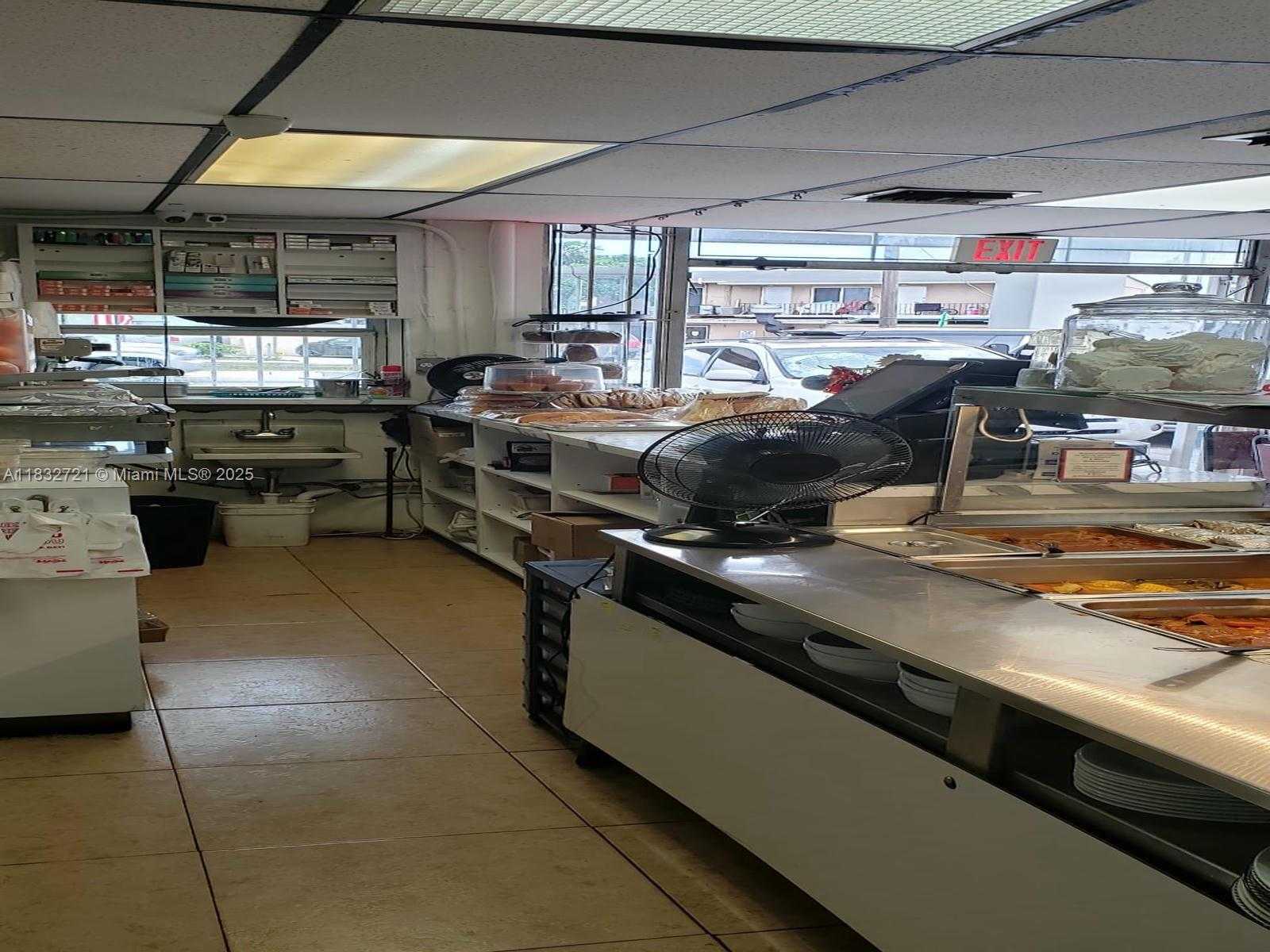 Small Image of 153 W 21ST ST, Hialeah Number 40