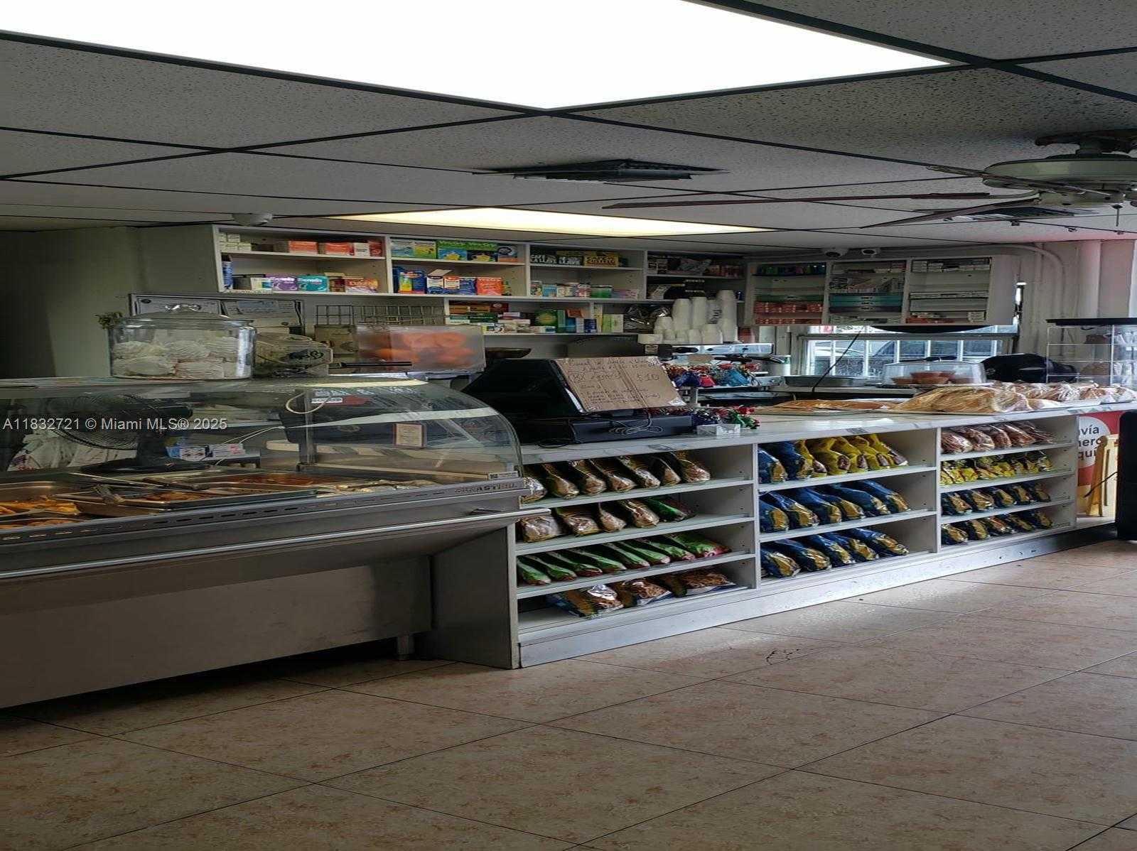 Small Image of 153 W 21ST ST, Hialeah Number 44