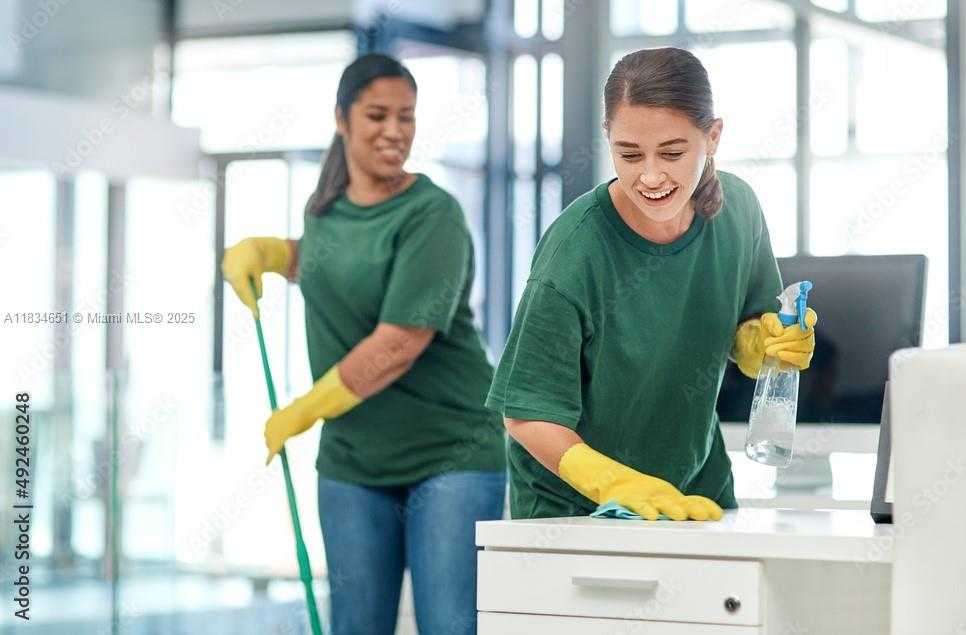 Small Image of 412 RAINBOW SPRINGS TER, Royal Palm Beach Number 7