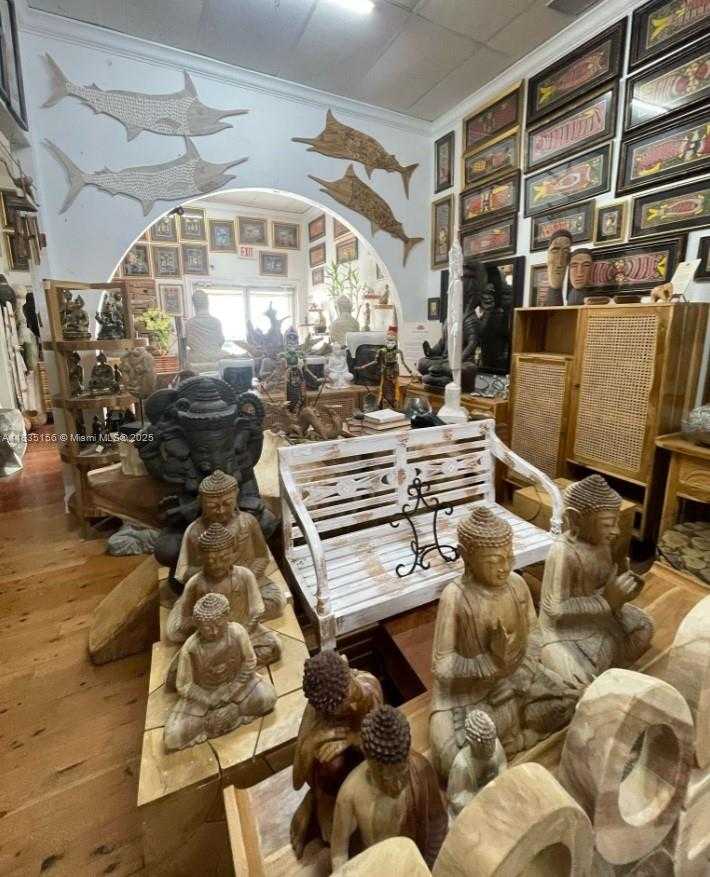 Small Image of Miami Number 5