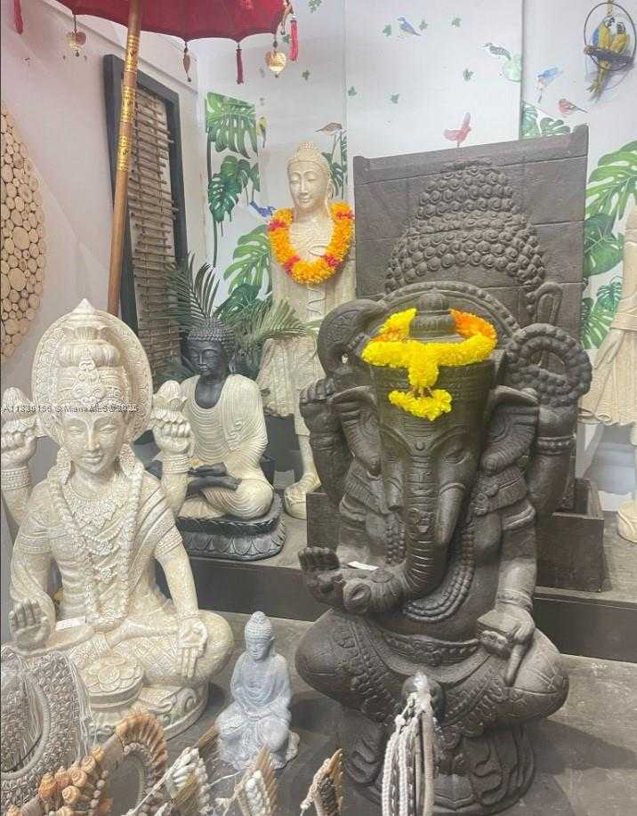 Small Image of Miami Number 9