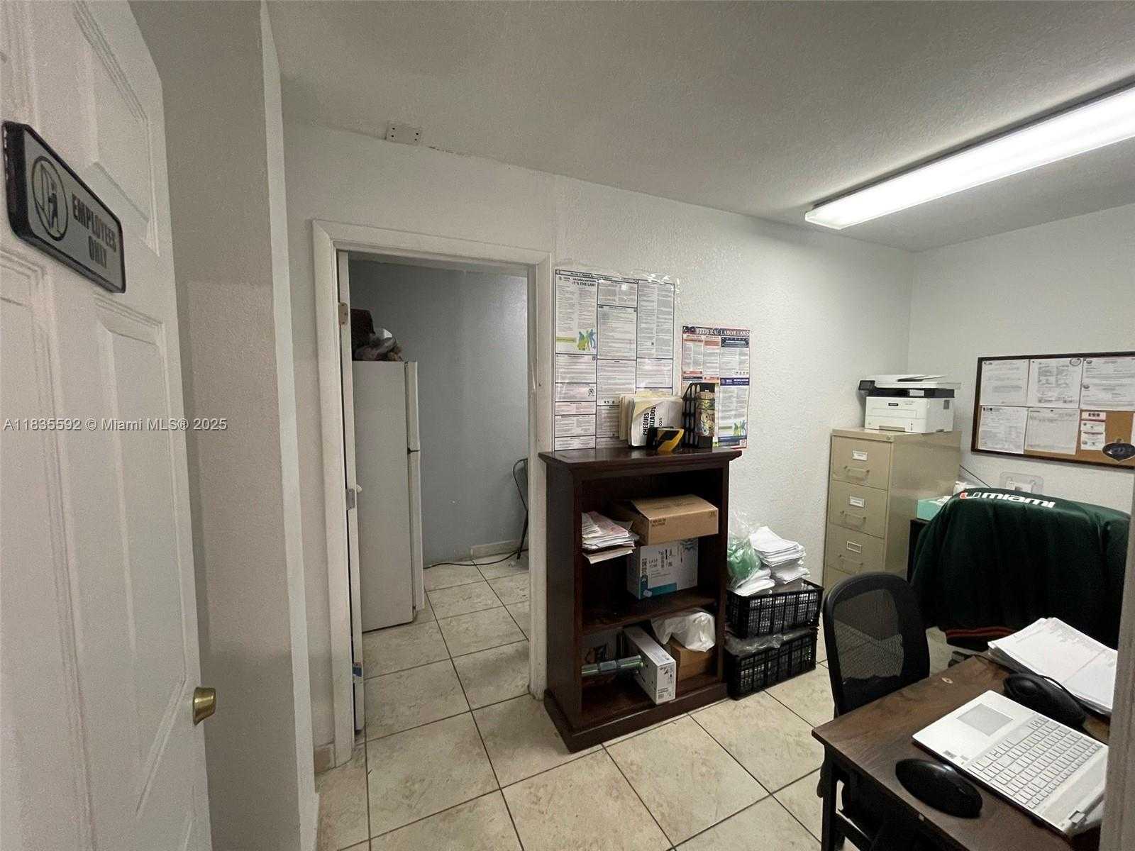Small Image of Miami Number 14