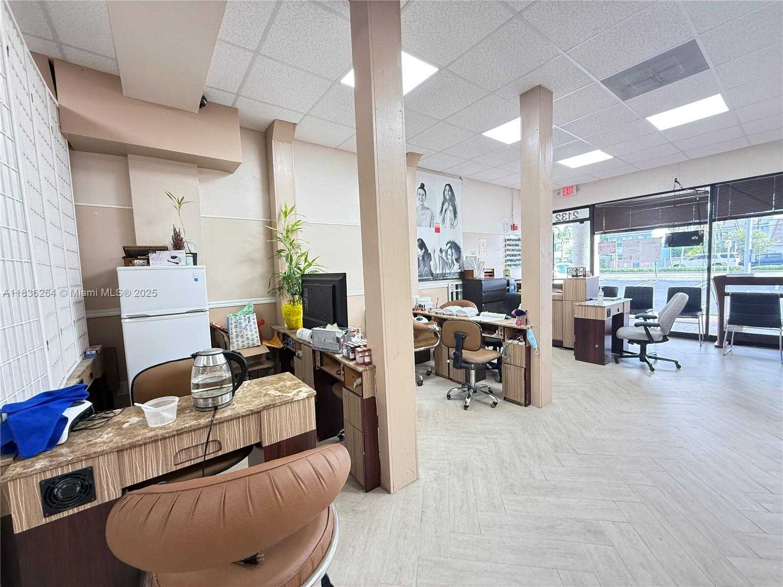 Small Image of 2132 NORTH EAST 123 ST, North Miami Number 10