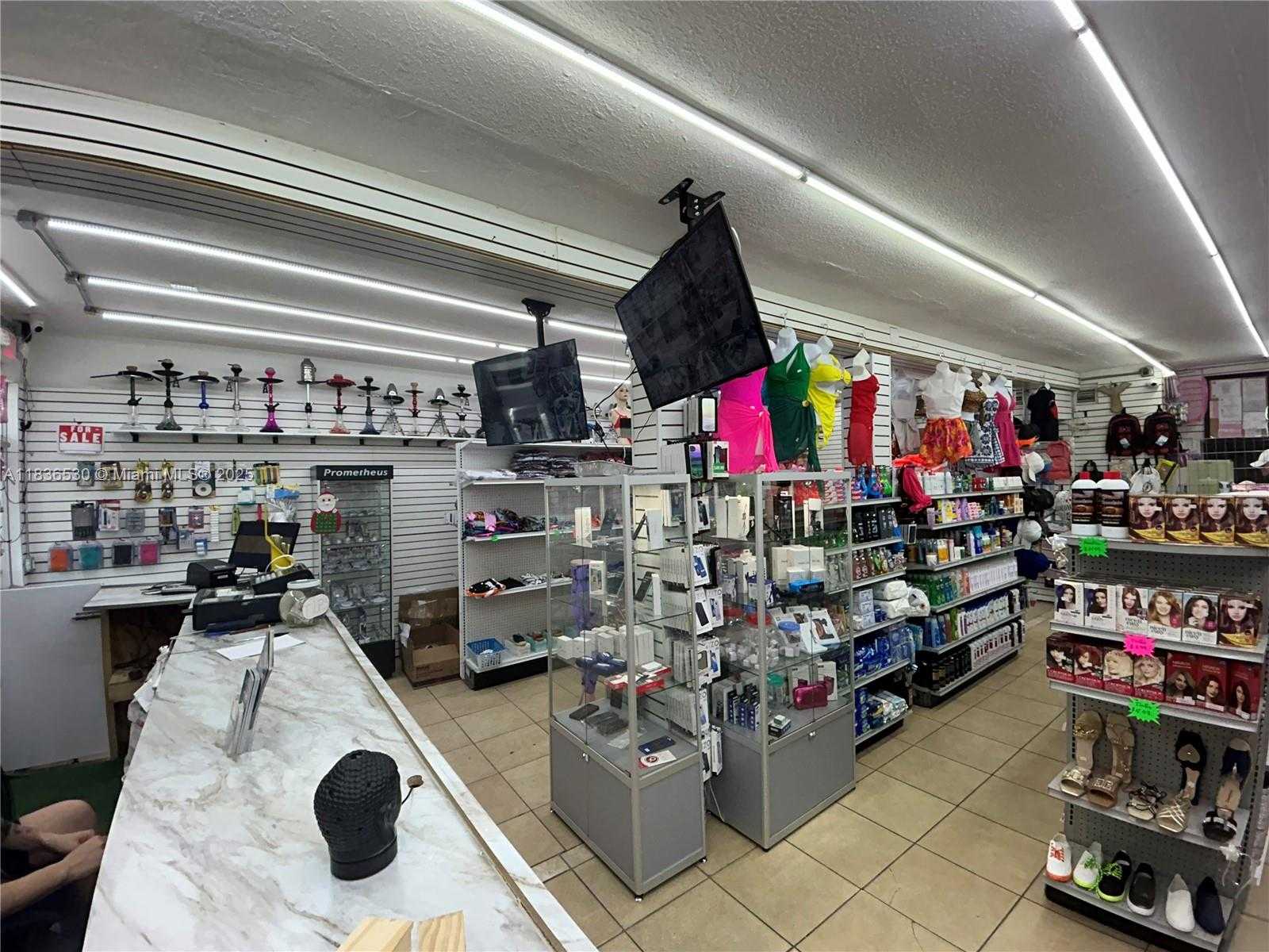 Small Image of EAST 4 AVE, Hialeah Number 2