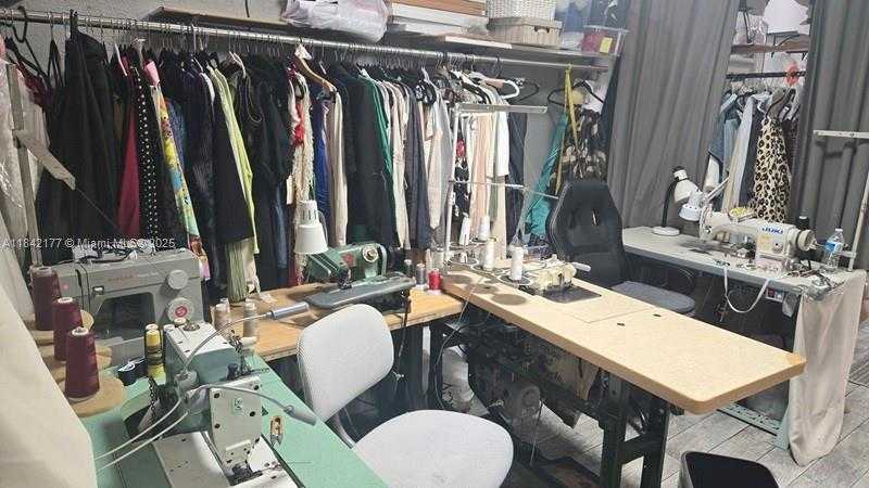 Small Image of 8275 WEST BROWARD BLVD, Plantation Number 13
