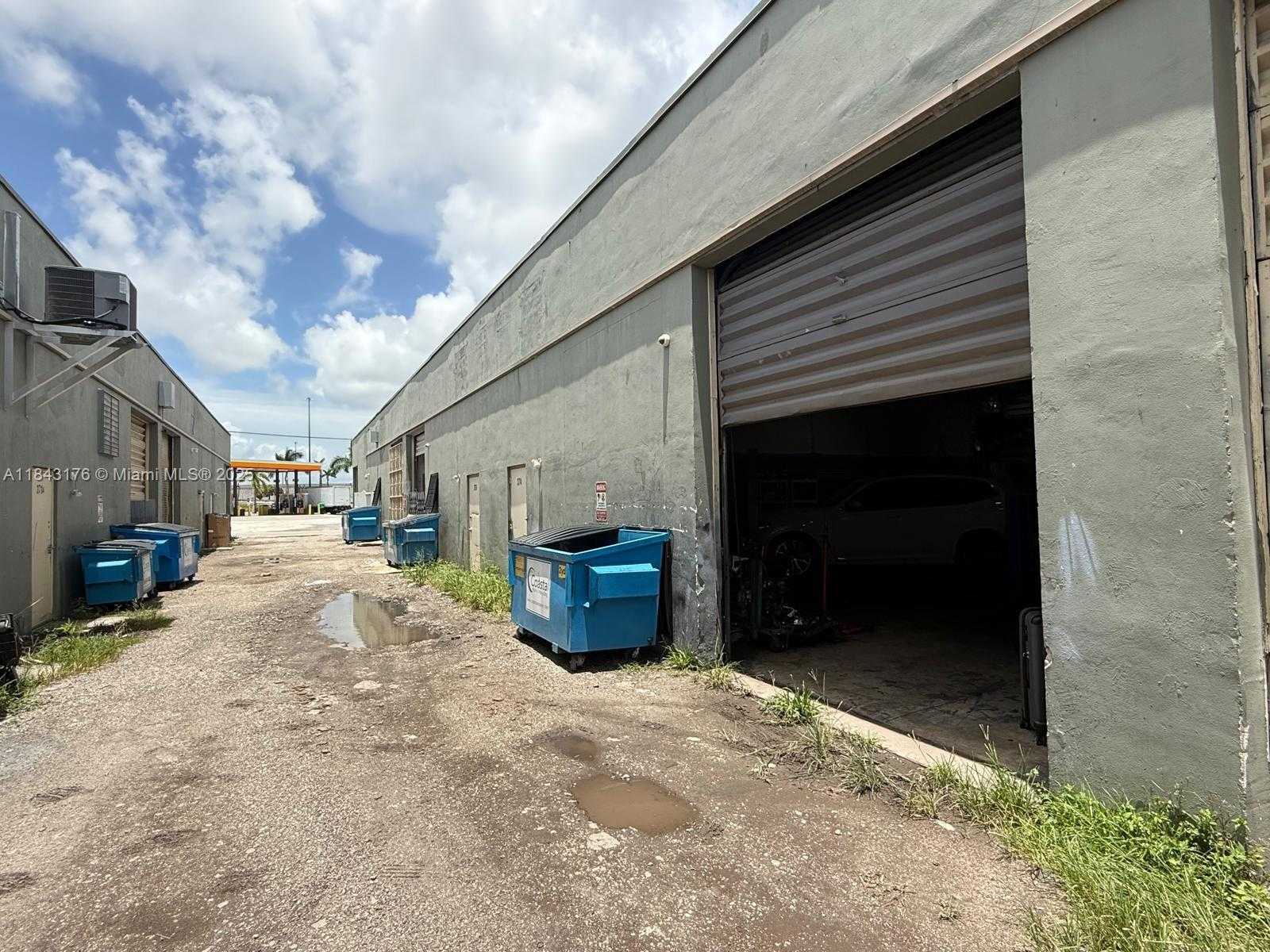 Small Image of North Miami Beach Number 10