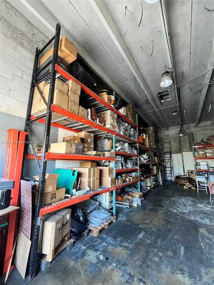 Small Image of 12572 NORTH EAST 14TH AVE, North Miami Number 14