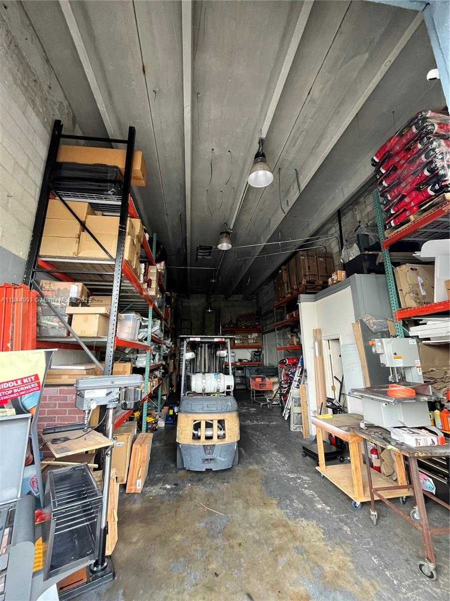 Small Image of 12572 NORTH EAST 14TH AVE, North Miami Number 5