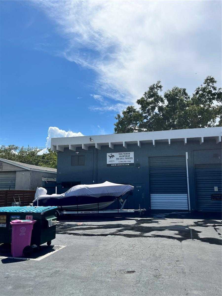 Small Image of 12572 NORTH EAST 14TH AVE, North Miami Number 9