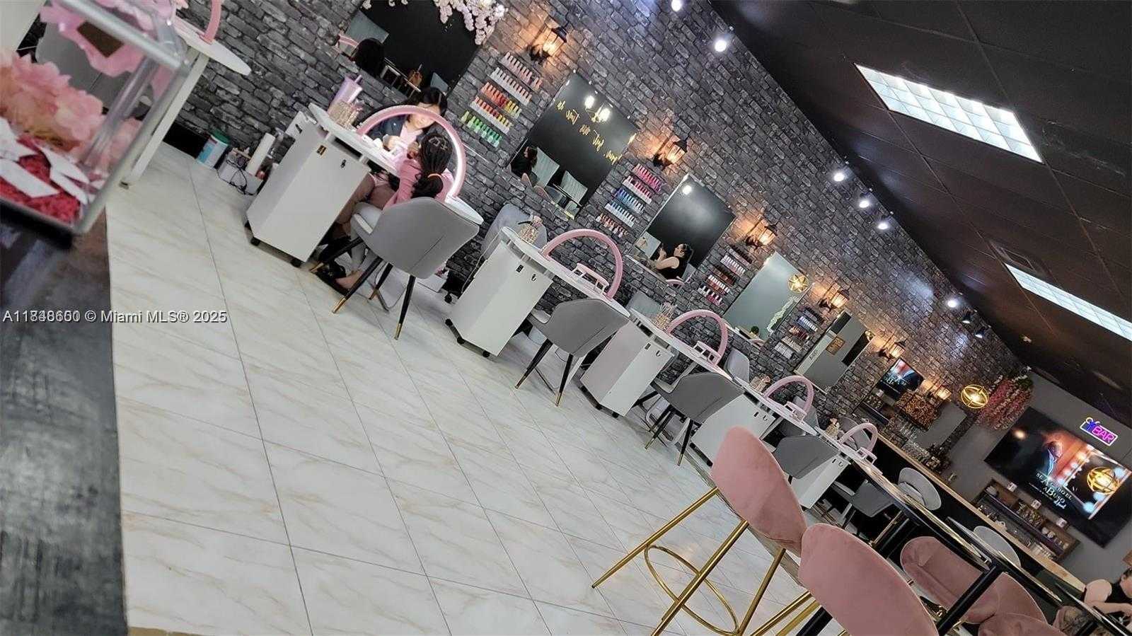 Small Image of 5220 COCONUT CREEK PKWY, Margate Number 3