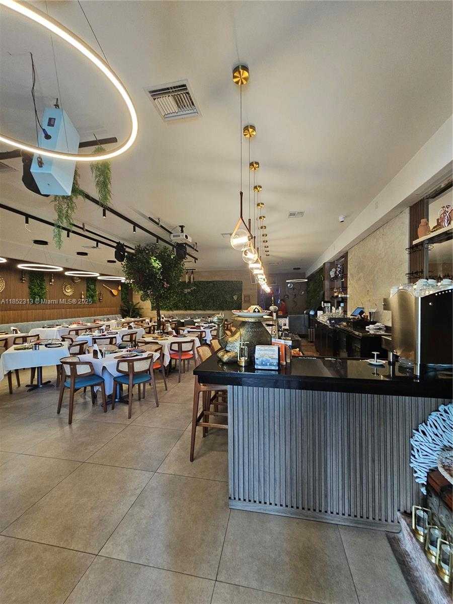 Small Image of 2995 NE 163RD ST, North Miami Beach Number 2