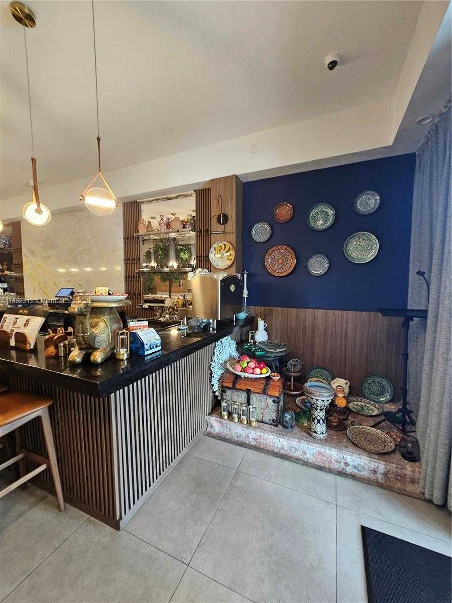 Small Image of 2995 NE 163RD ST, North Miami Beach Number 3