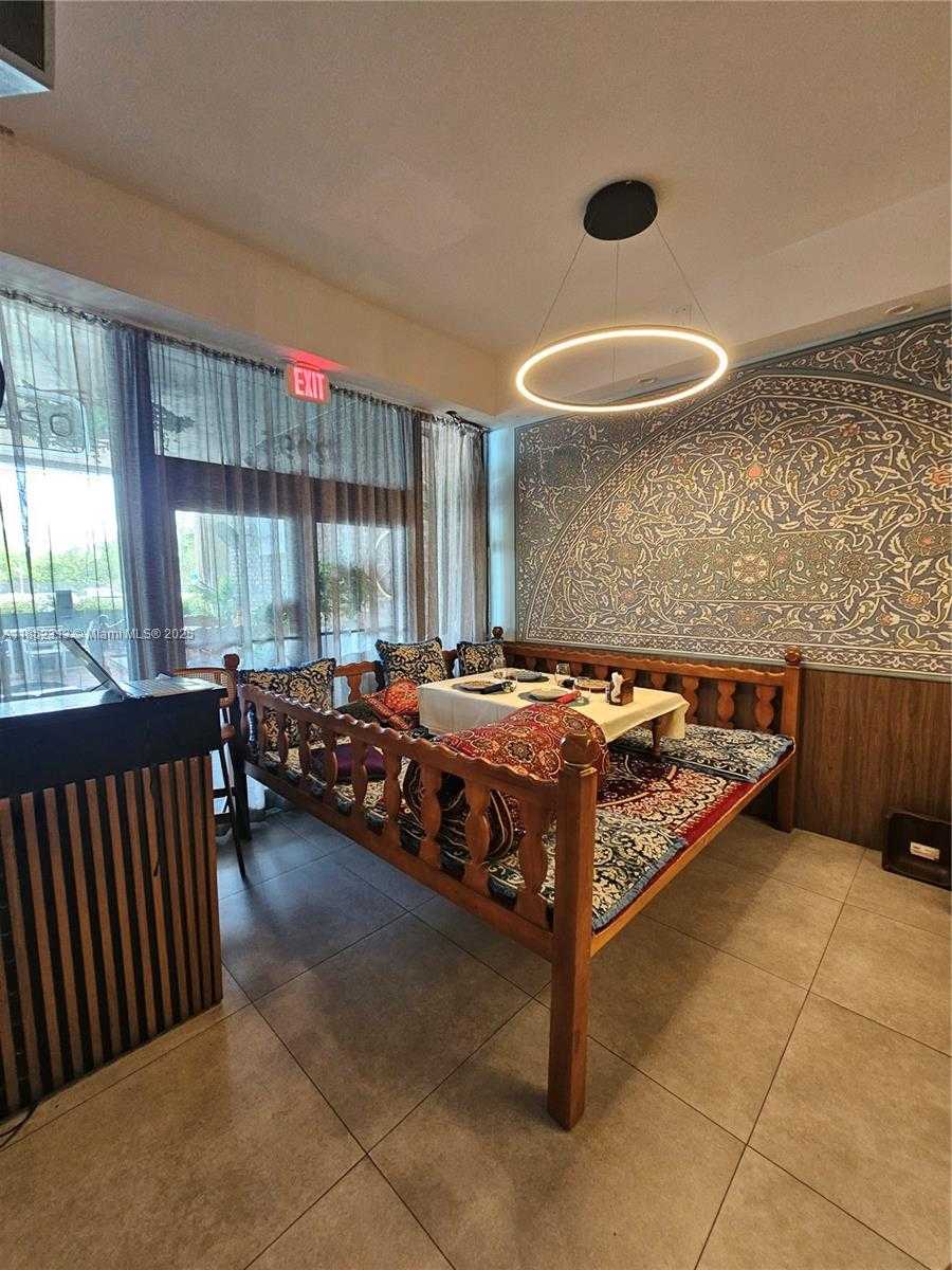 Small Image of 2995 NE 163RD ST, North Miami Beach Number 4