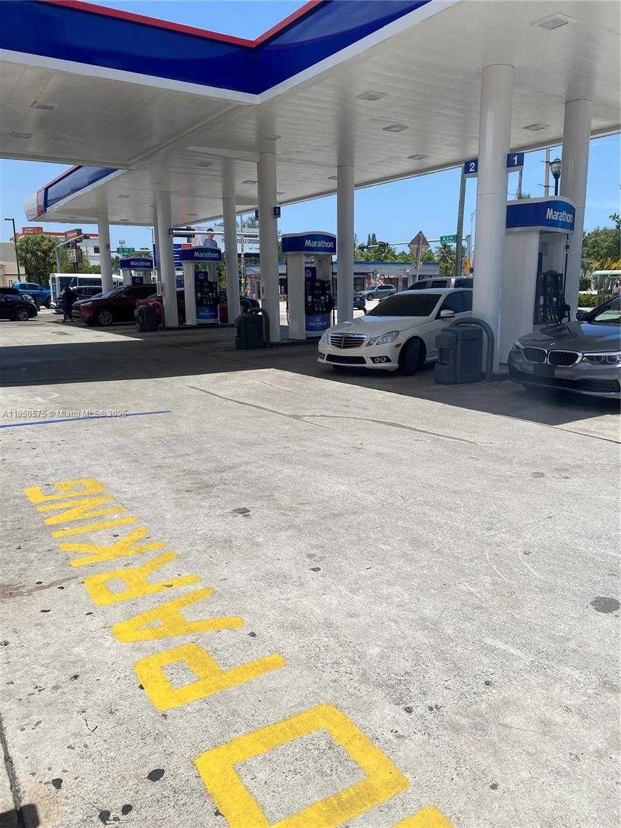 Small Image of 5390 NORTH EAST 2ND AVE, Miami Number 2