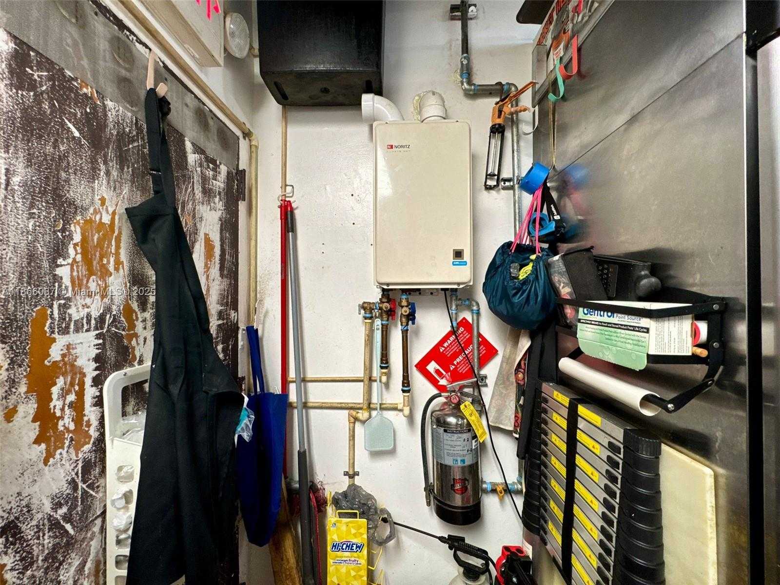 Small Image of WITH TERRACE FOR SALE NEAR DADELAND MALL, Kendall Number 15