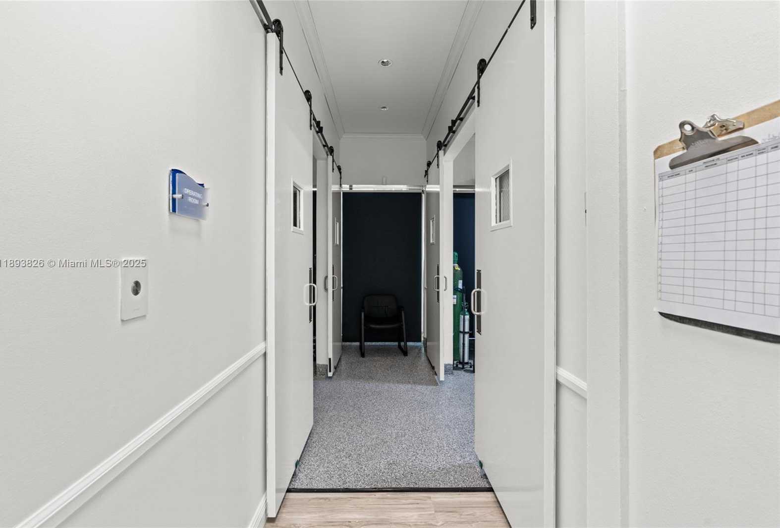 Small Image of South Miami Number 10