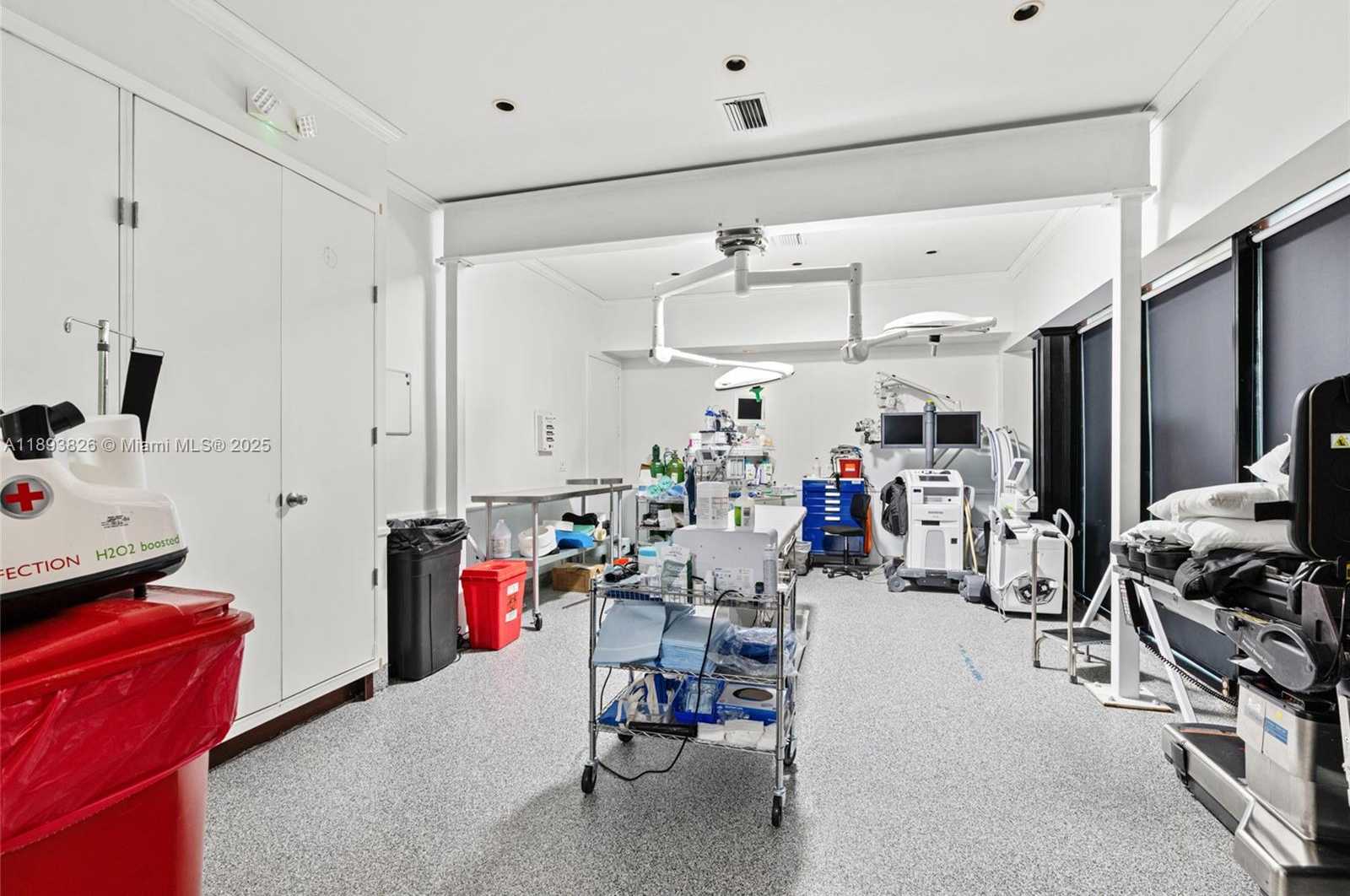 Small Image of South Miami Number 11