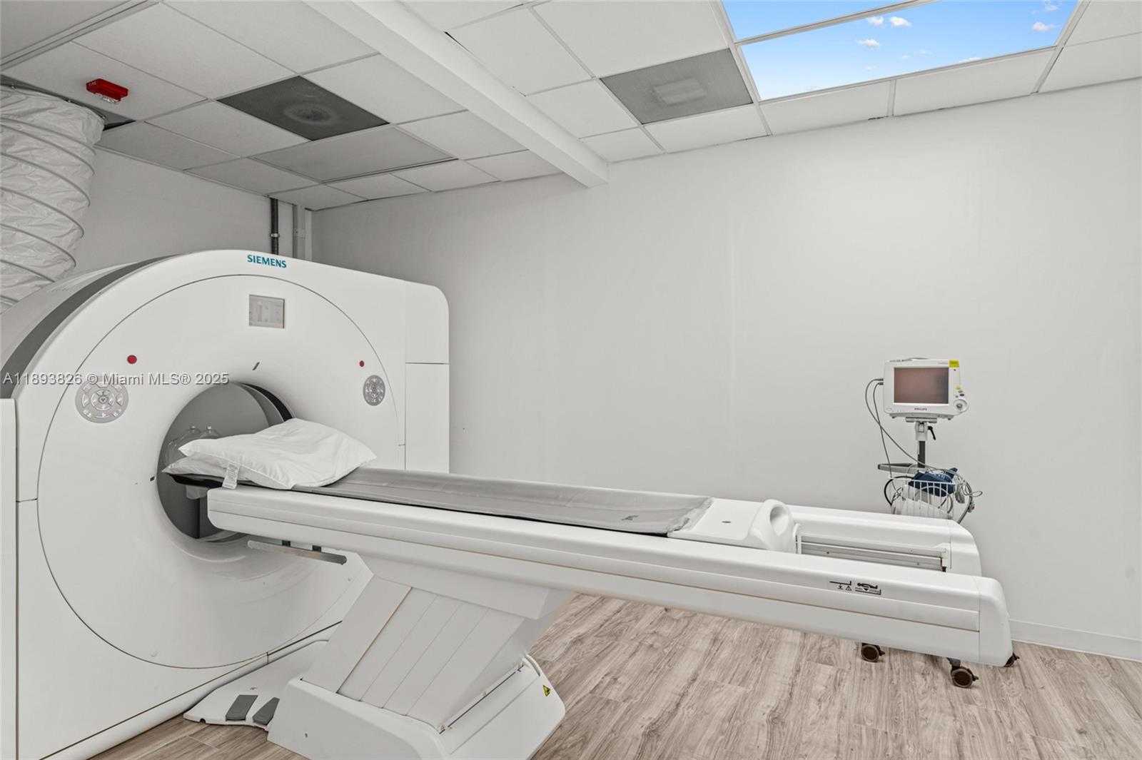 Small Image of South Miami Number 19