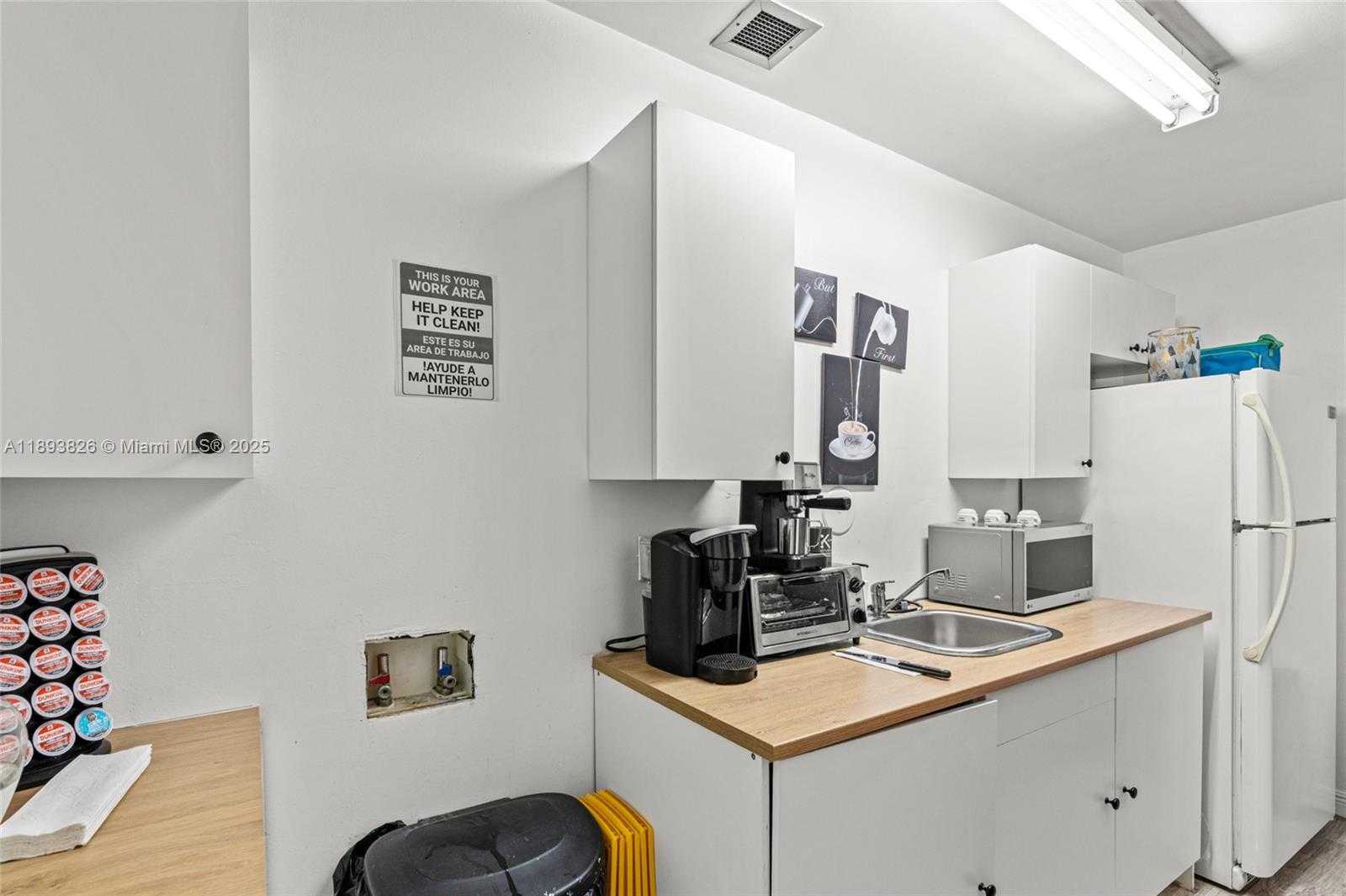 Small Image of South Miami Number 29