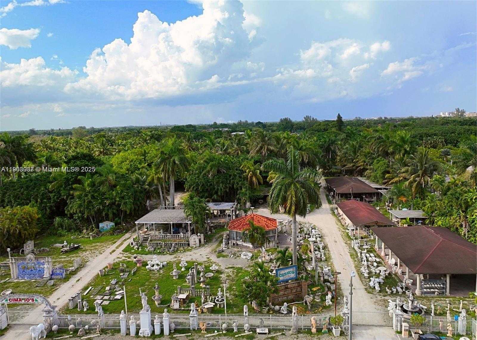 Small Image of 12475 SOUTH WEST 56TH ST, Miami Number 1