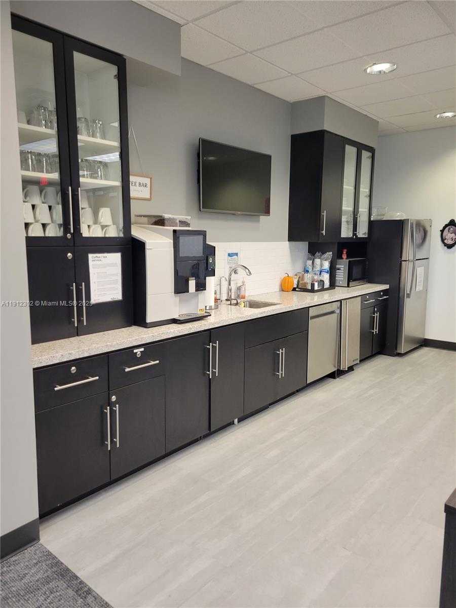 Small Image of 9160 FORUM CORPORATE PARKWAY, Fort Myers Number 13