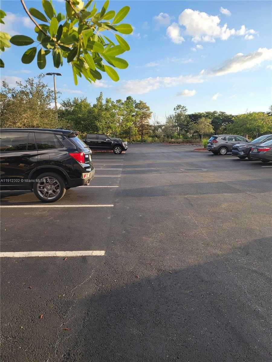 Small Image of 9160 FORUM CORPORATE PARKWAY, Fort Myers Number 4