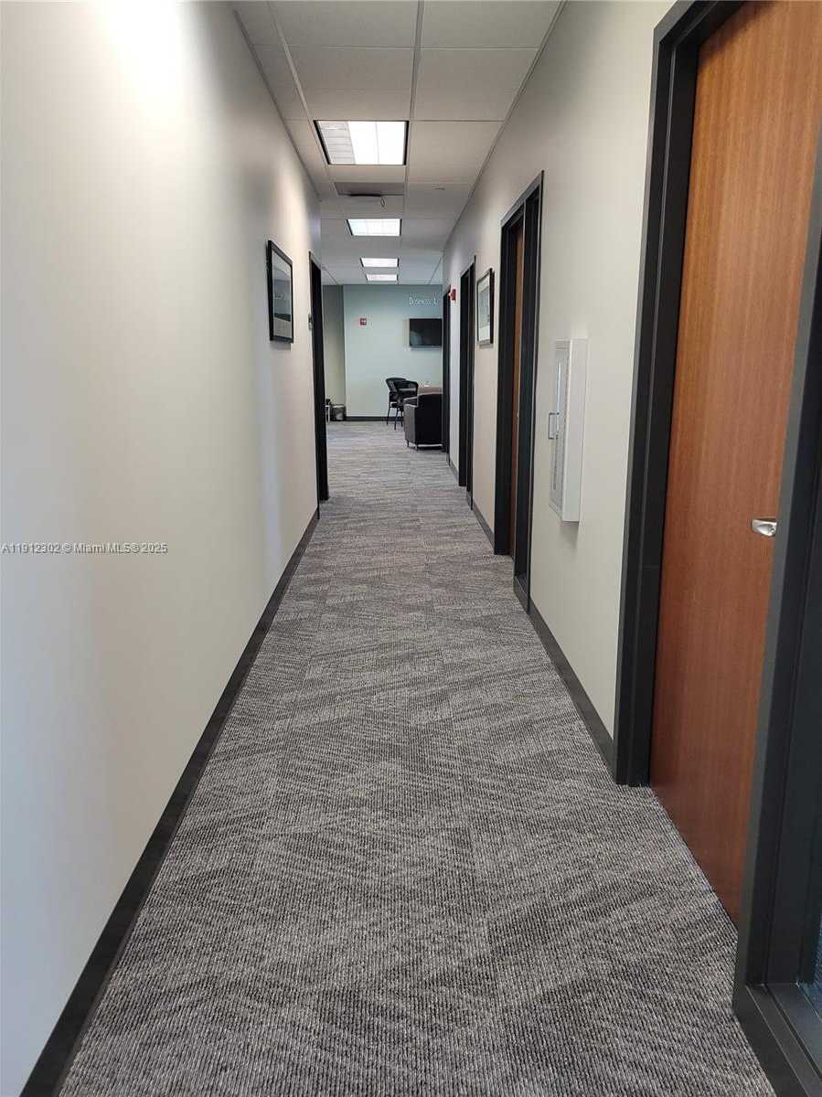 Small Image of 9160 FORUM CORPORATE PARKWAY, Fort Myers Number 6