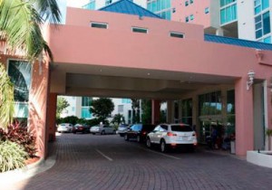 Hidden Bay Condominiums, Aventura