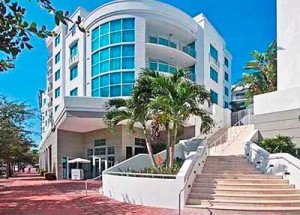 Cosmopolitan Condominiums at Miami Beach for sale and rent